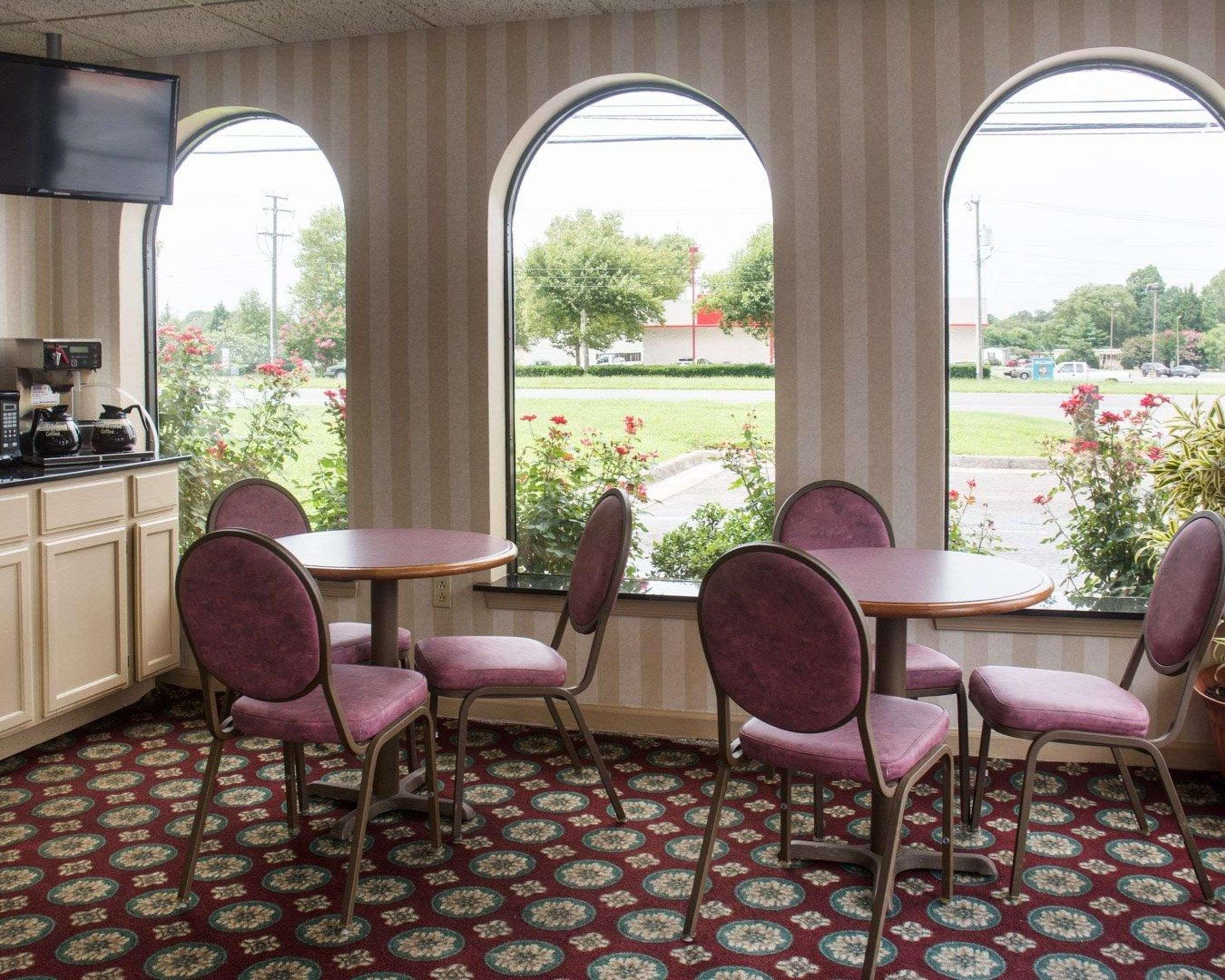Econo Lodge Chesapeake Route 13 And I-464 Dış mekan fotoğraf