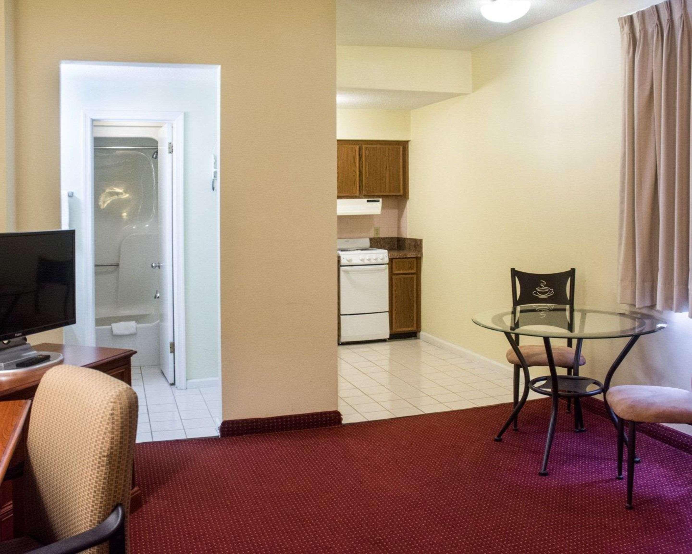 Econo Lodge Chesapeake Route 13 And I-464 Dış mekan fotoğraf