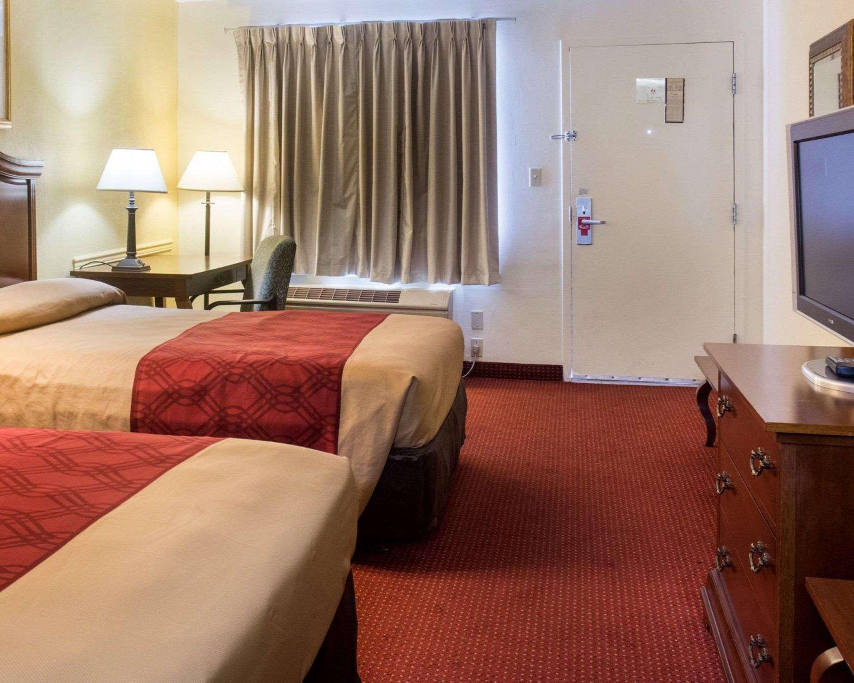 Econo Lodge Chesapeake Route 13 And I-464 Dış mekan fotoğraf